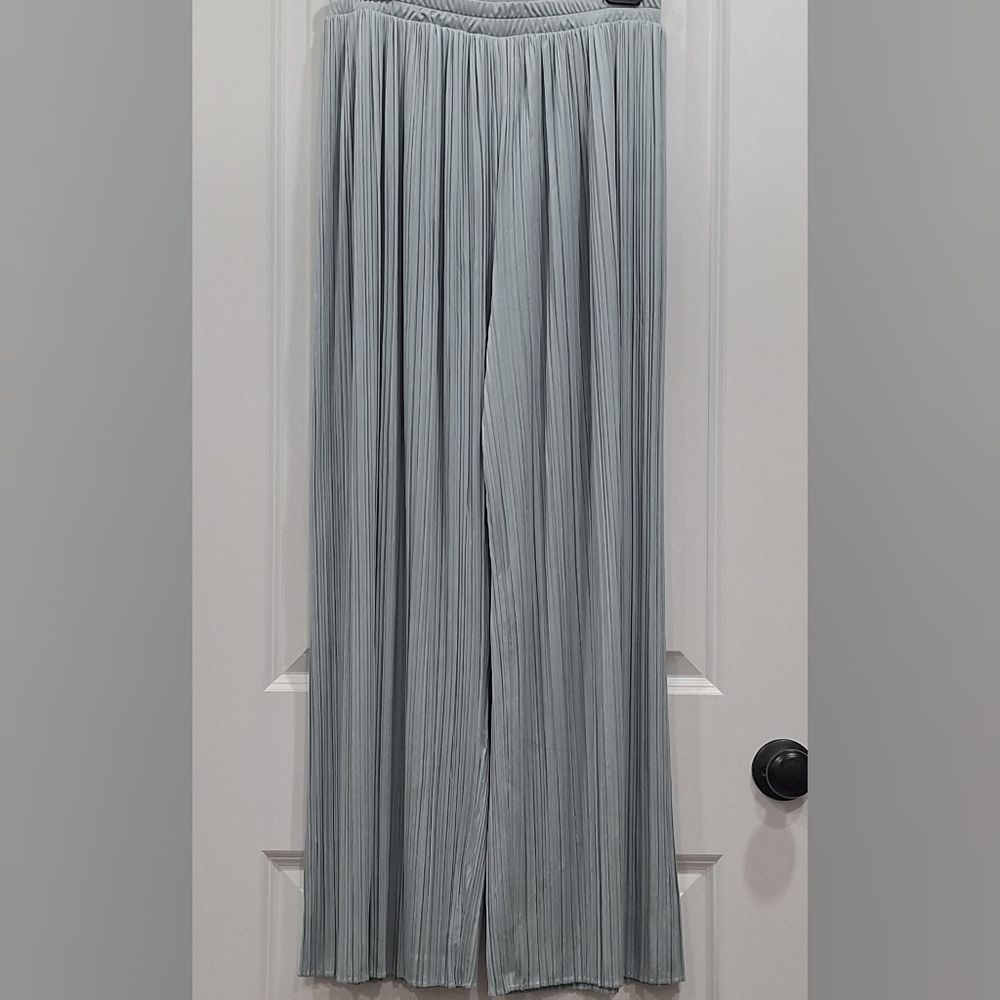 Pleated Wide Leg Pants - Light Gray